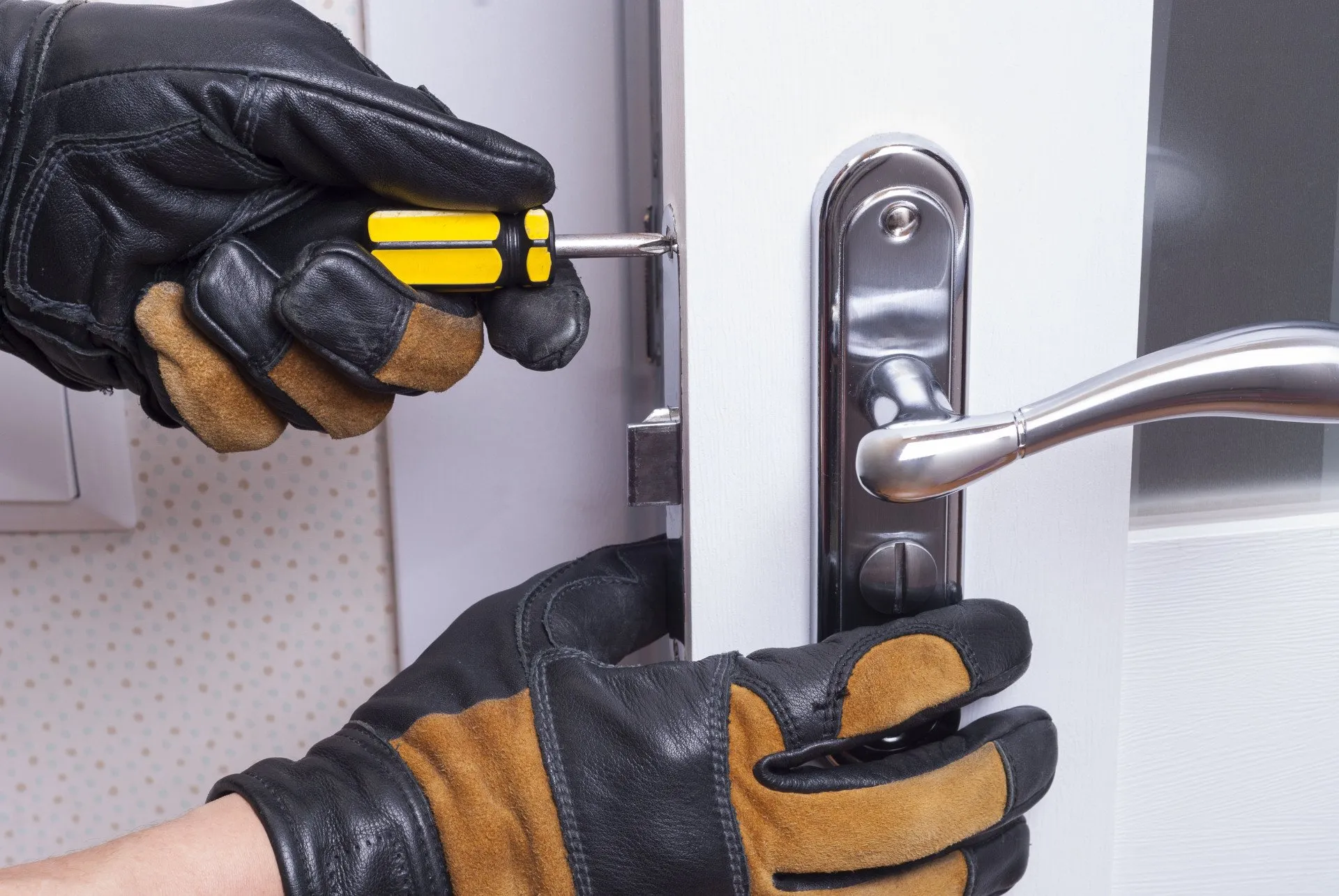 24-Hour Locksmith Services in Cooper City, FL: Your Reliable Solution for Lock and Key Emergencies